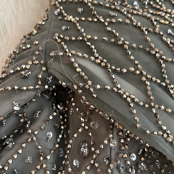 Elegant Gray Maxi Dress - Picture 15 of 16